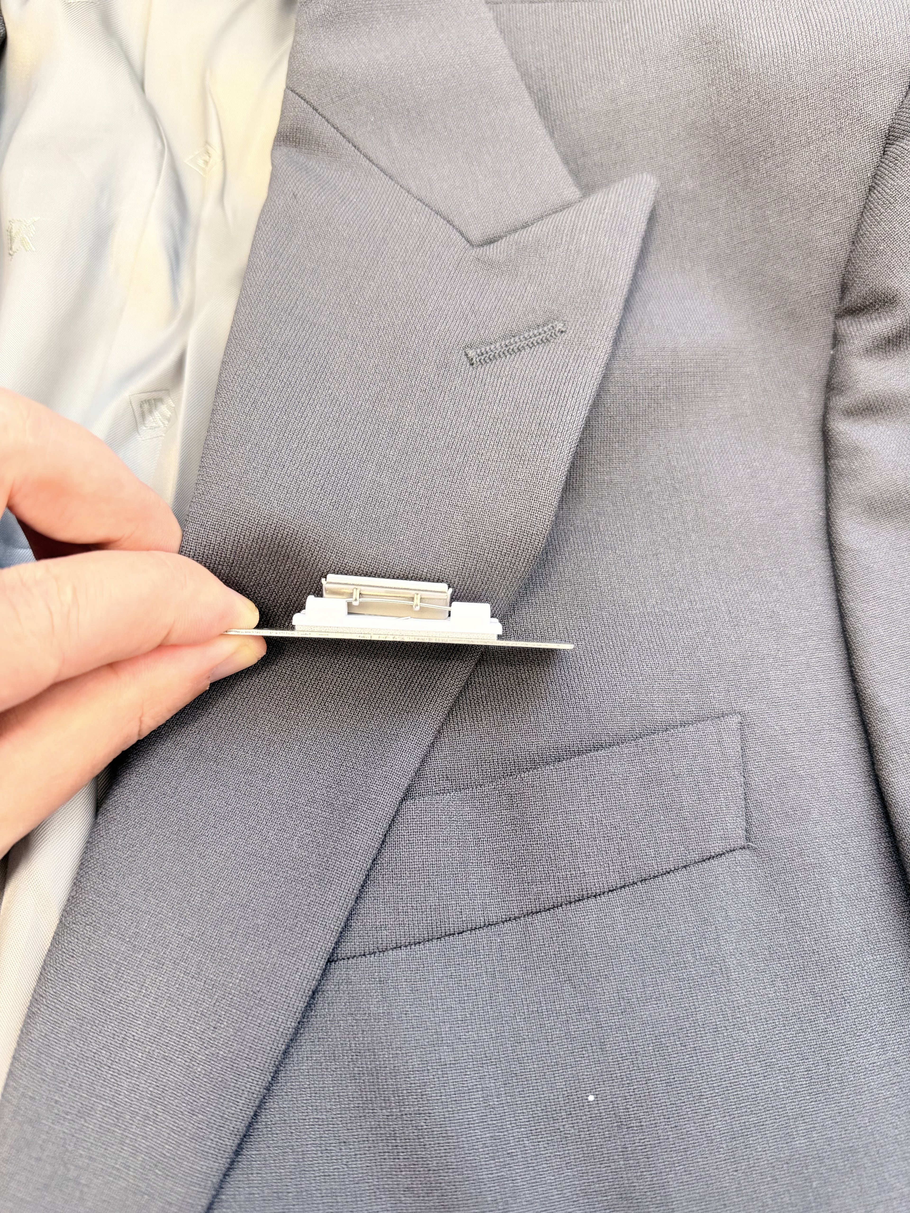 No Pin Holes • Magnetic Name Badge Clasp – Strong Hold for ID, School & Job Badges, Zero Damage to Clothes.